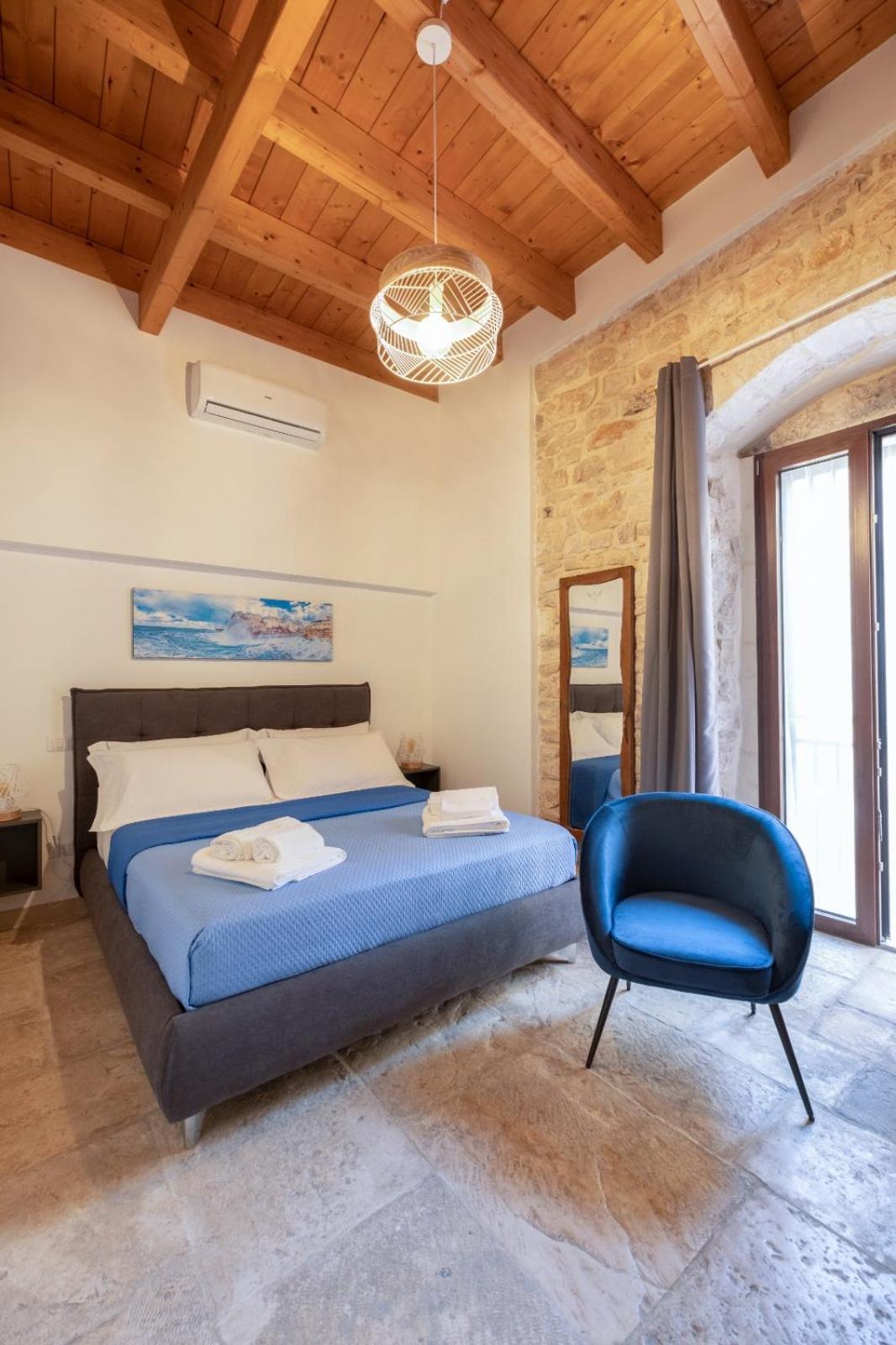 Hotel Palazzo Rizzi Dimora Dei Templari Bitetto Exterior foto