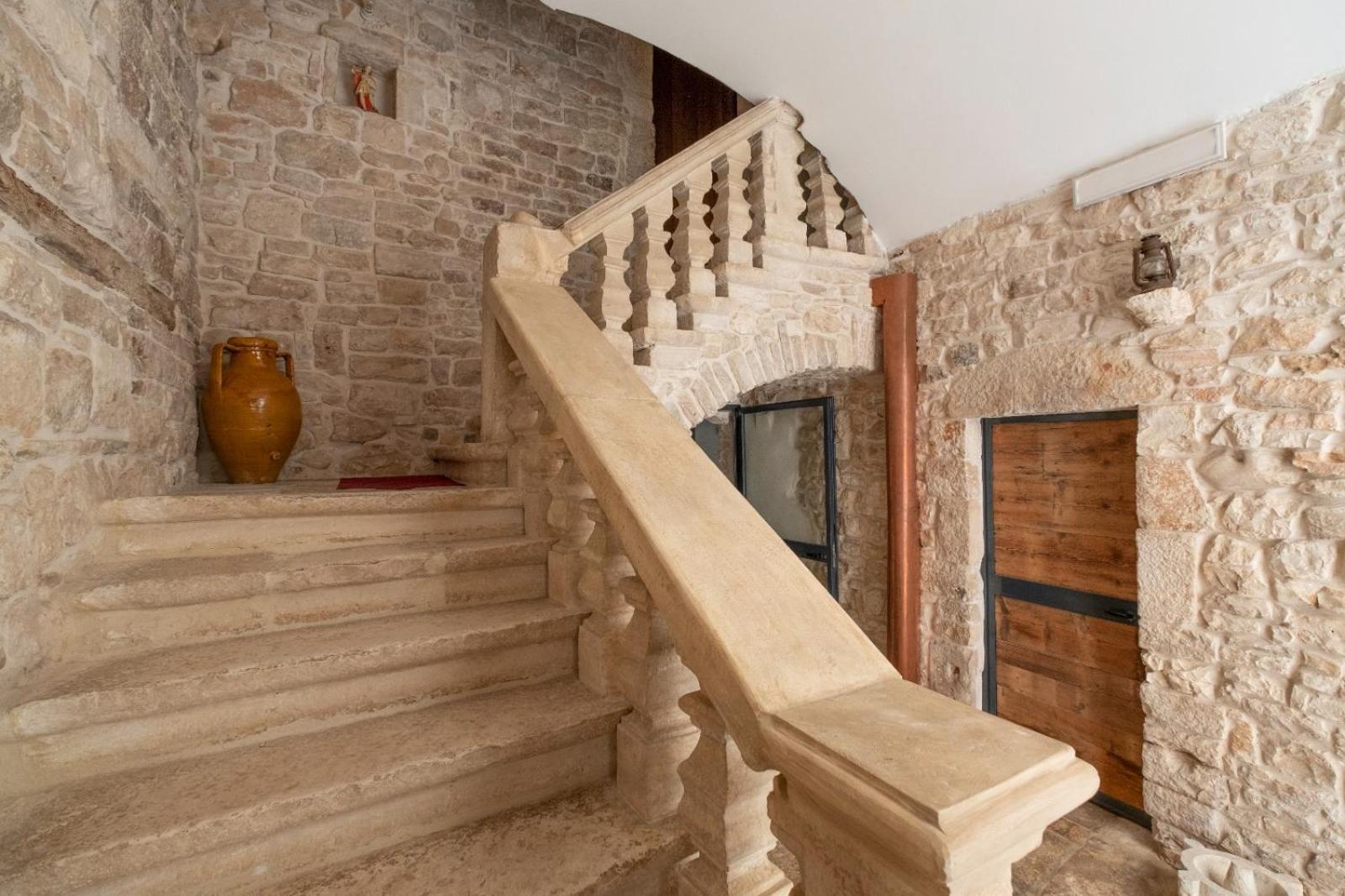 Hotel Palazzo Rizzi Dimora Dei Templari Bitetto Exterior foto